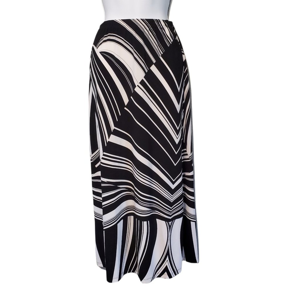 CHICO'S Mitered Border Macie Pattern Black/White Skirt  Size 0 (S/4)